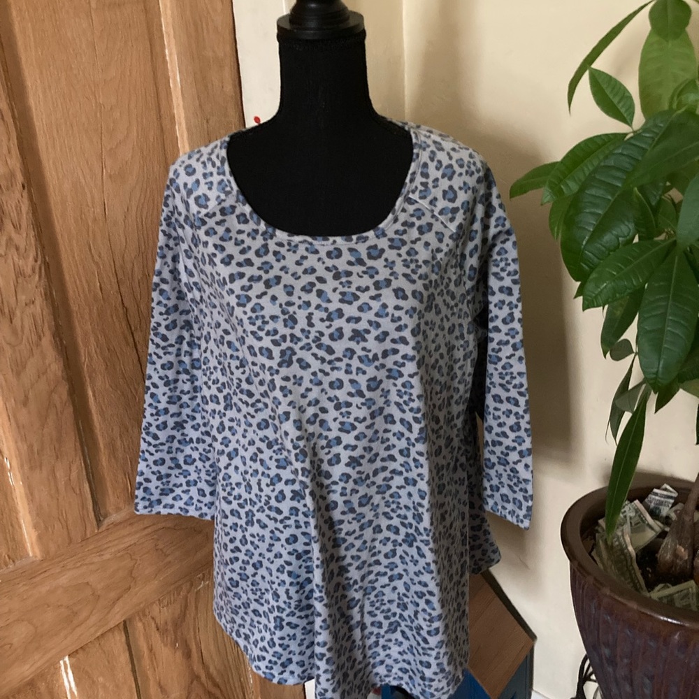 Camo top